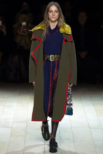 Look 121